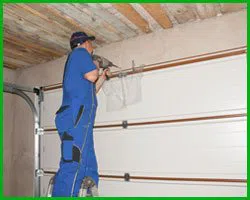 Master Garage Door Repair Service Maplewood, MN 651-337-4008 - sidebar-emergency-t-07-gr-19m